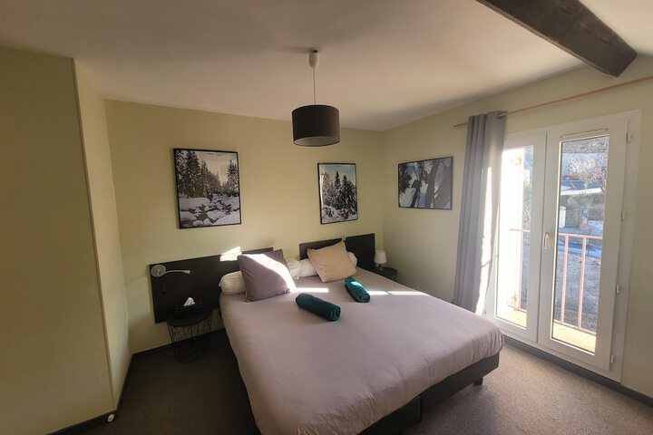 Room 17 of 62