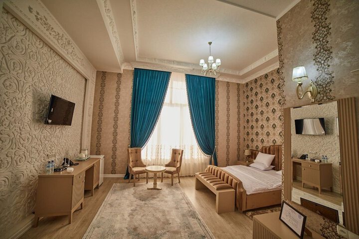 Room 3 of 14
