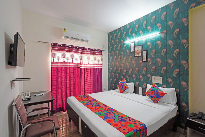 Room 21 of 32