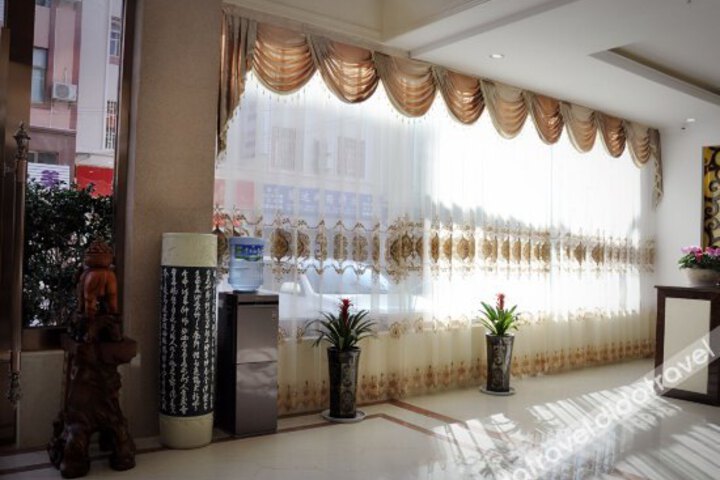Yaxin Hotel