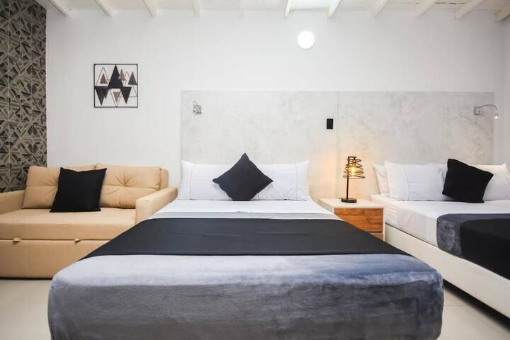 Room 25 of 61