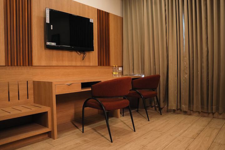 Room 20 of 32