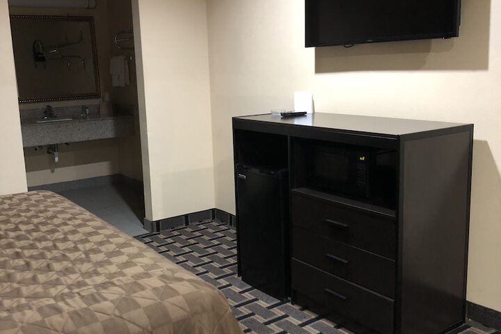 Room 10 of 47