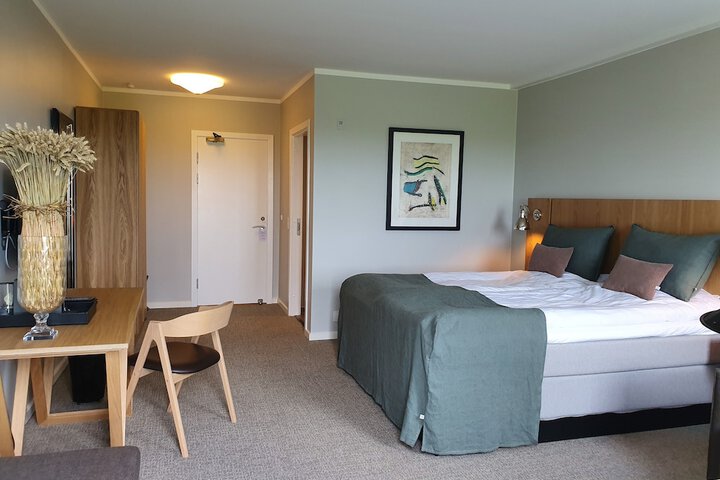 Room 18 of 53