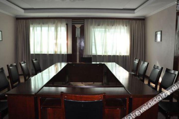 Xinyuan County Hotel
