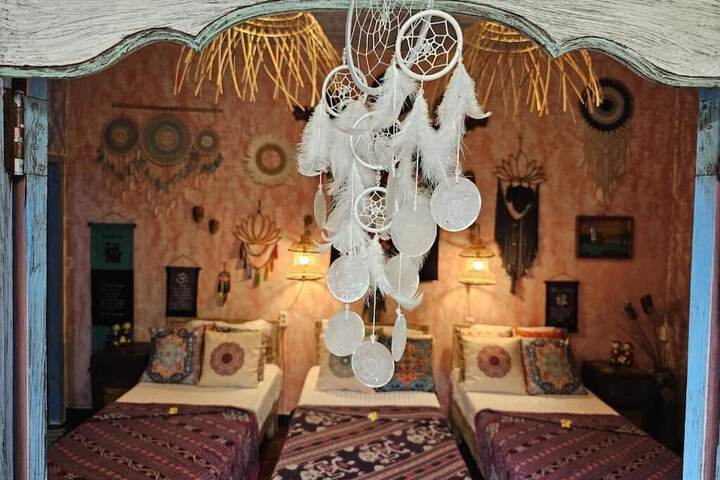 Room 5 of 71