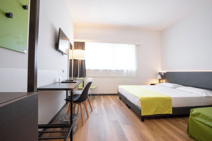 Room 20 of 59