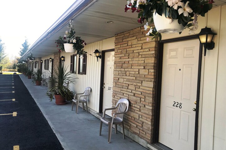Hotel Exterior 99 of 99