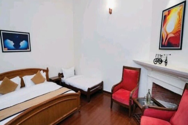 Room 15 of 47