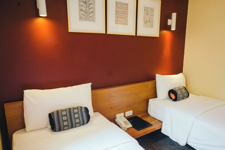 Room 25 of 50