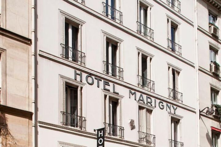 Hotel Entry