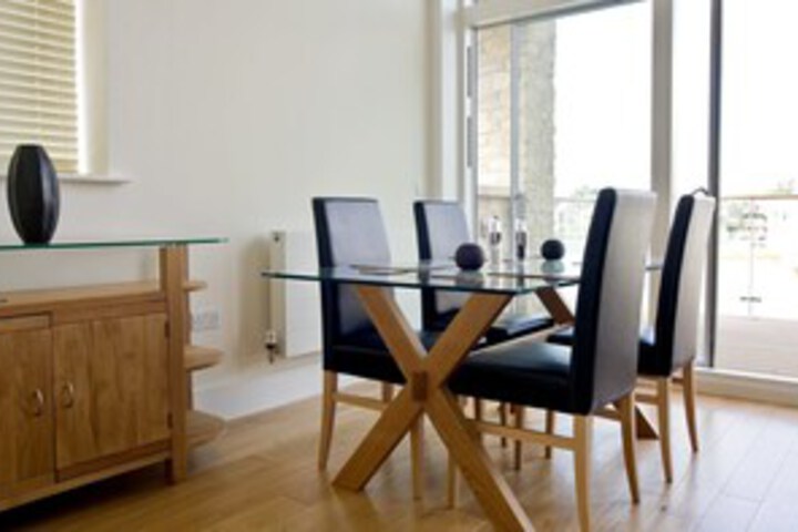 Room 5 of 6