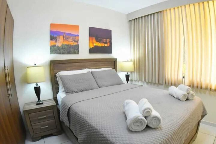 Room 4 of 34