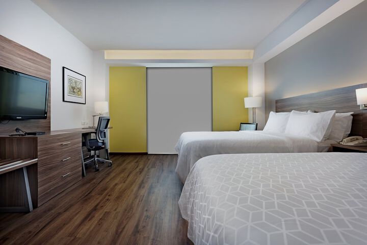 Room 11 of 67