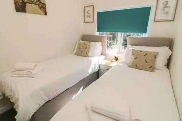 Room 3 of 4