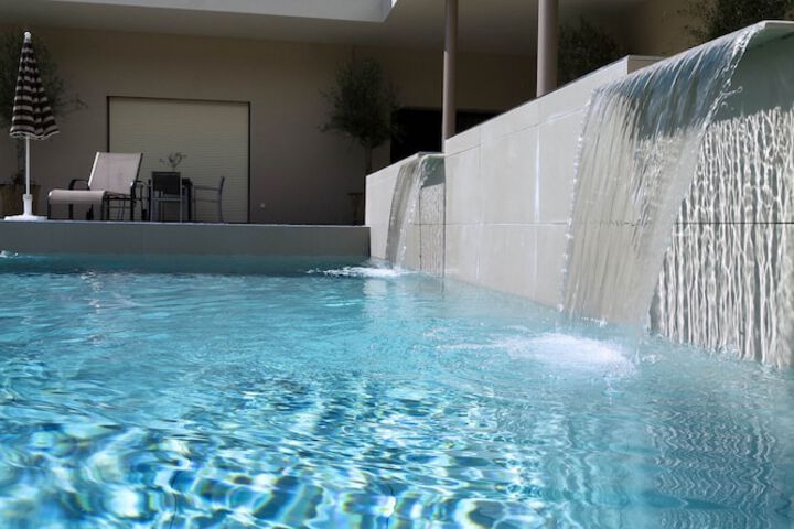 Pool 26 of 51