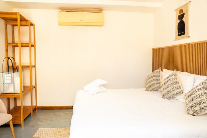 Room 25 of 120