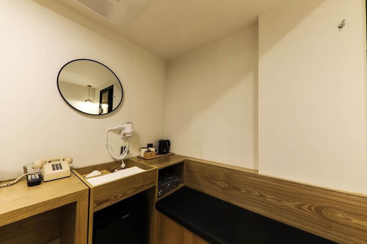 Room 38 of 56
