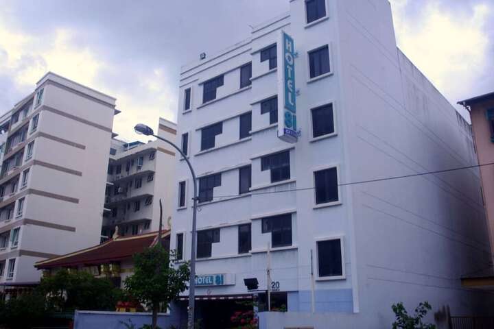 Hotel Entry