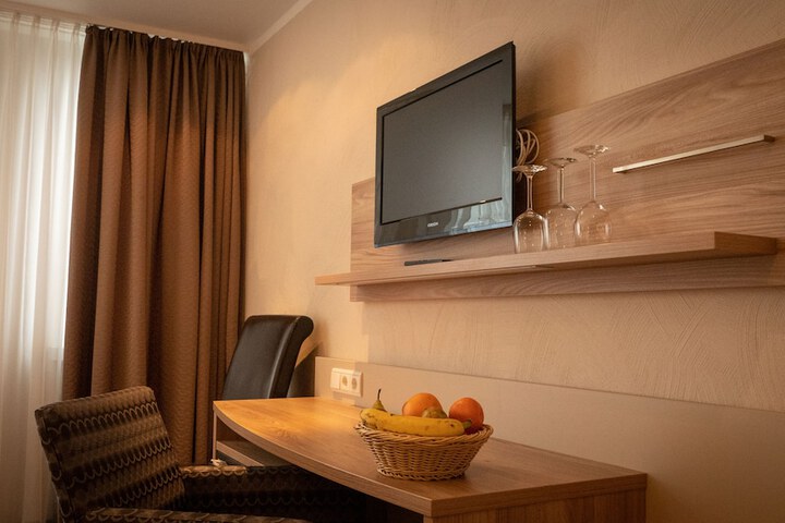 Room 31 of 75