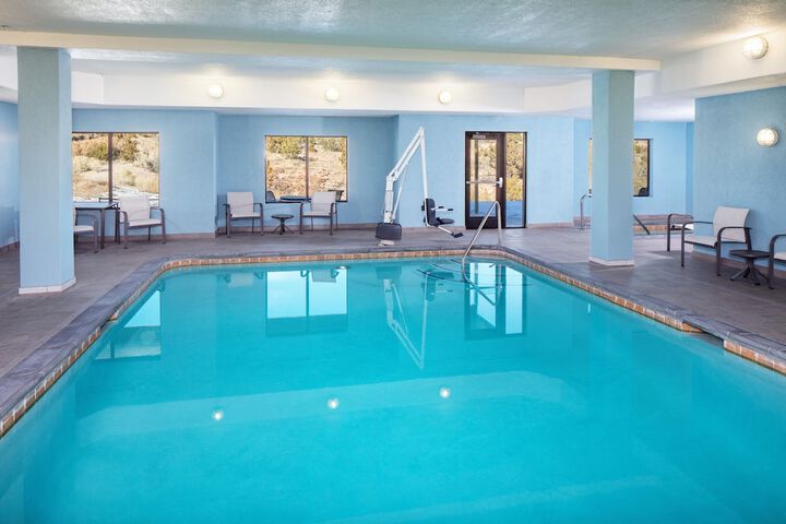 Pool 22 of 41