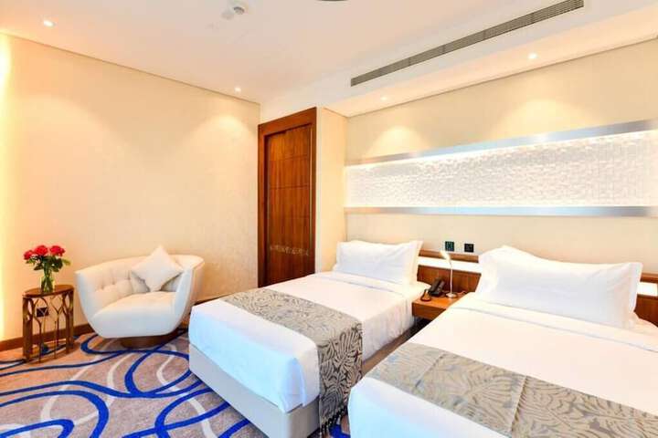 Room 7 of 48