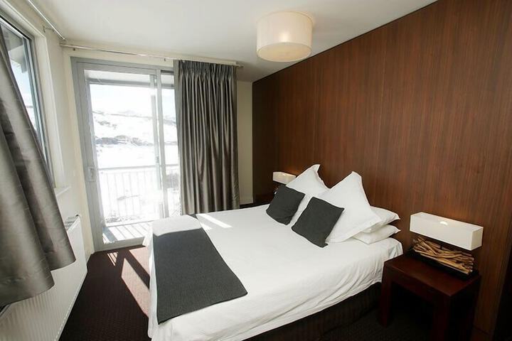 Room 5 of 13