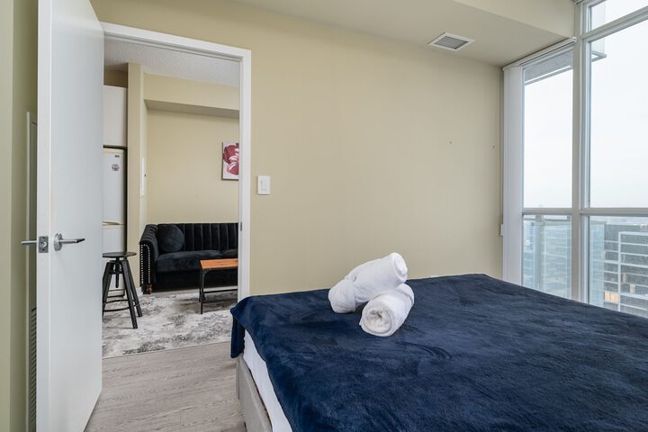 Room 17 of 106