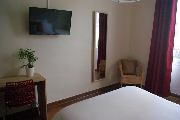 Room 17 of 36
