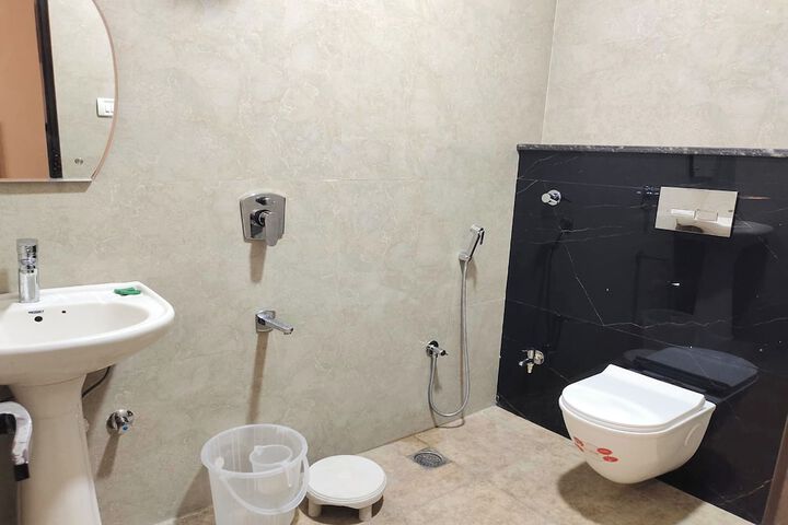 Room 20 of 32