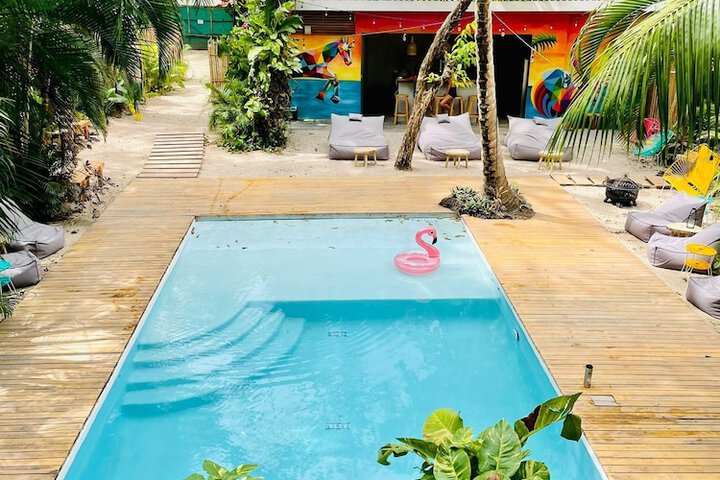 Pool 13 of 26