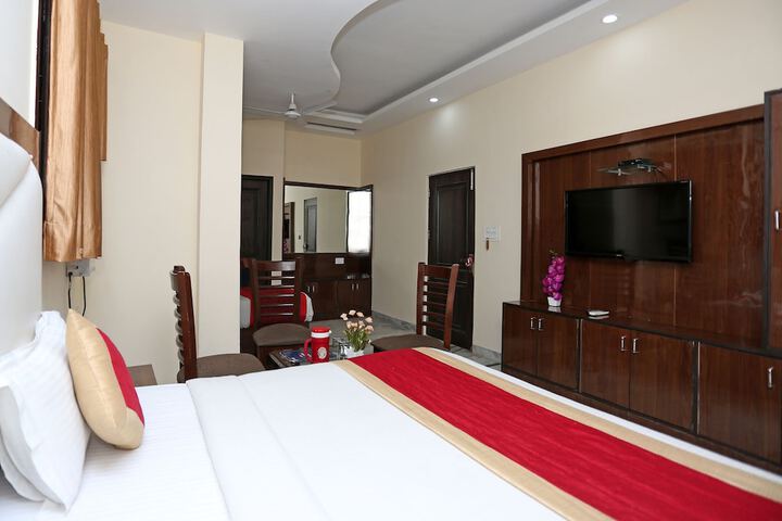Room 15 of 31