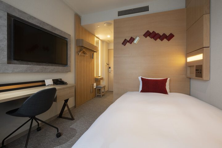 Room 30 of 180