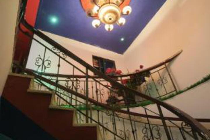 Youjia Business Hotel