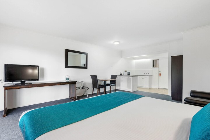 Room 10 of 49