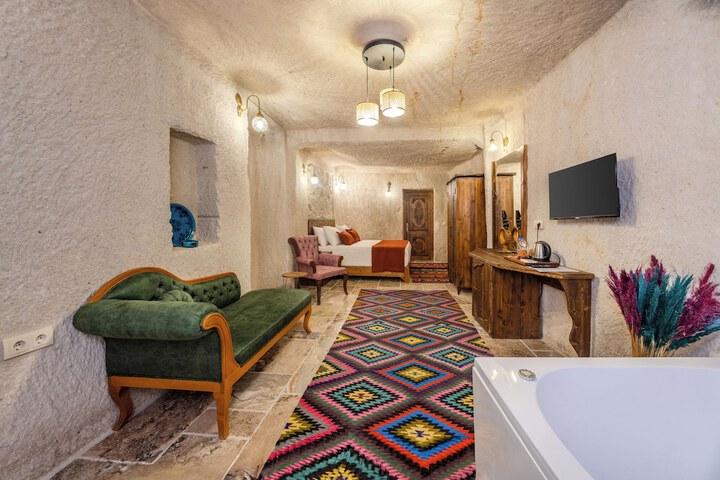 Room 28 of 121
