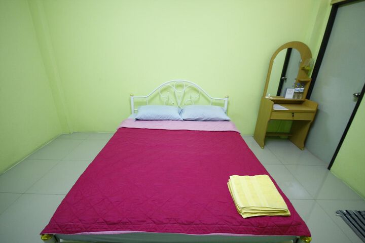 Room 11 of 15