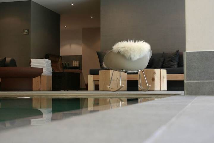 Pool 19 of 69