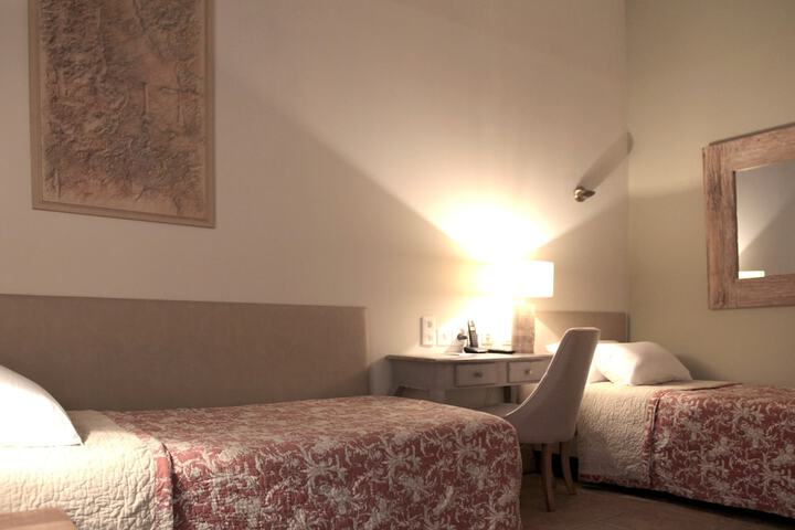 Room 8 of 52