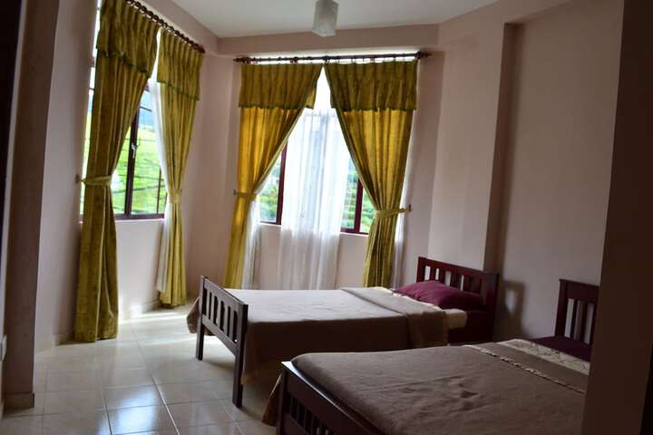 Room 2 of 5
