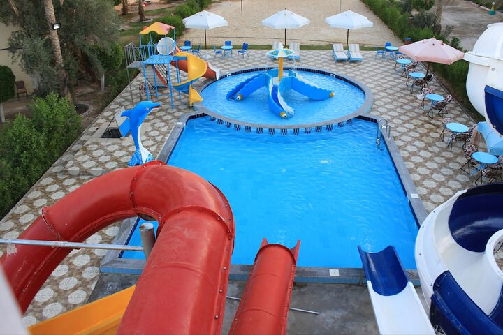 Pool 30 of 56