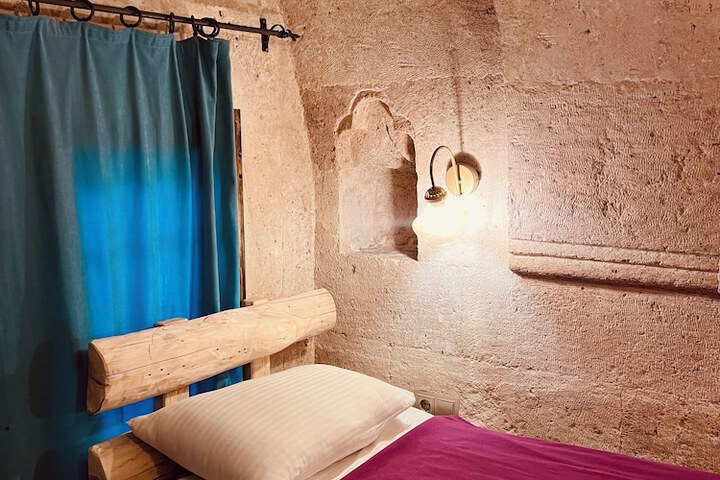 Room 45 of 70