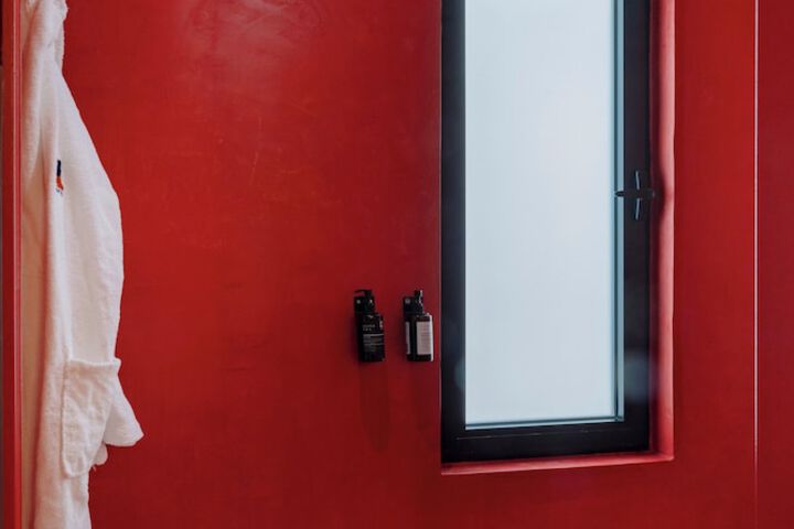 Room 52 of 59