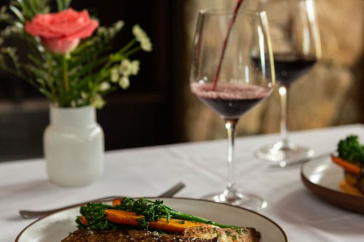 Dining 42 of 57