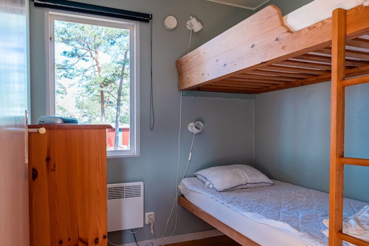 Room 18 of 35