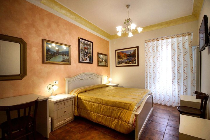 Room 26 of 82