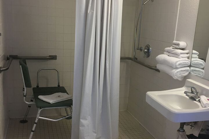 Room 12 of 45