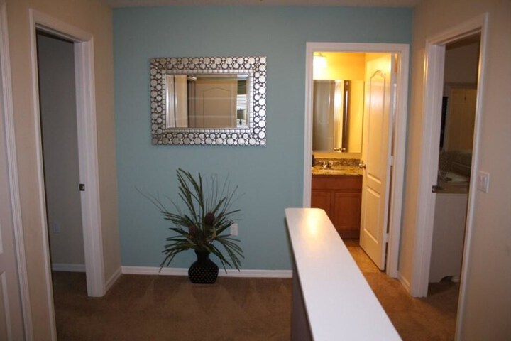 Room 4 of 59
