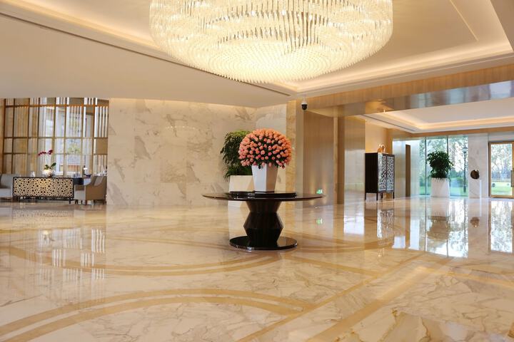 Hotel Interior 5 of 103