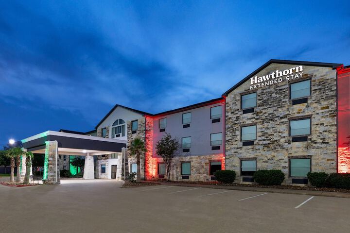 Hotel 32 of 32